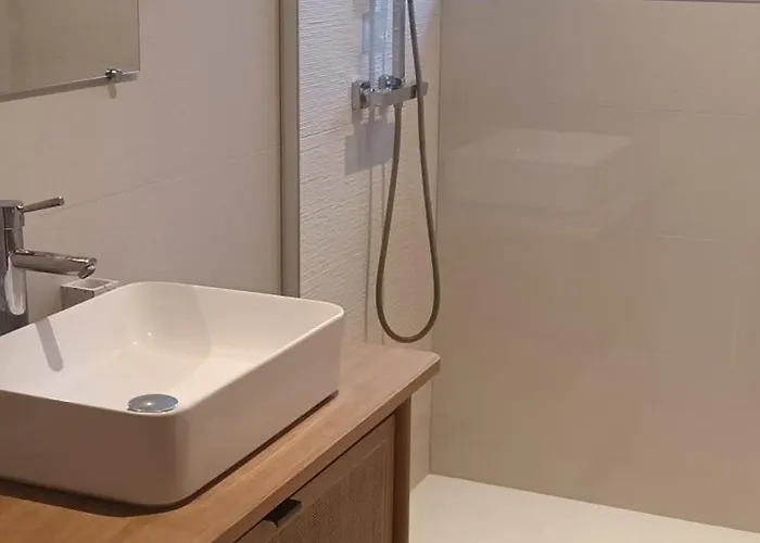 Hébergement de vacances Moulleau Jolie Maison Rénovée Pour 9 Personnes, Avec Jardin