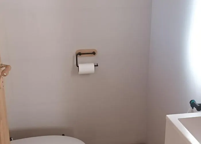 Moulleau Jolie Maison Rénovée Pour 9 Personnes, Avec Jardin Hébergement de vacances