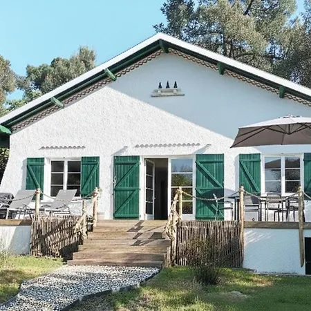 Prázdninový dům Moulleau Jolie Maison Renovee Pour 9 Personnes, Avec Jardin *